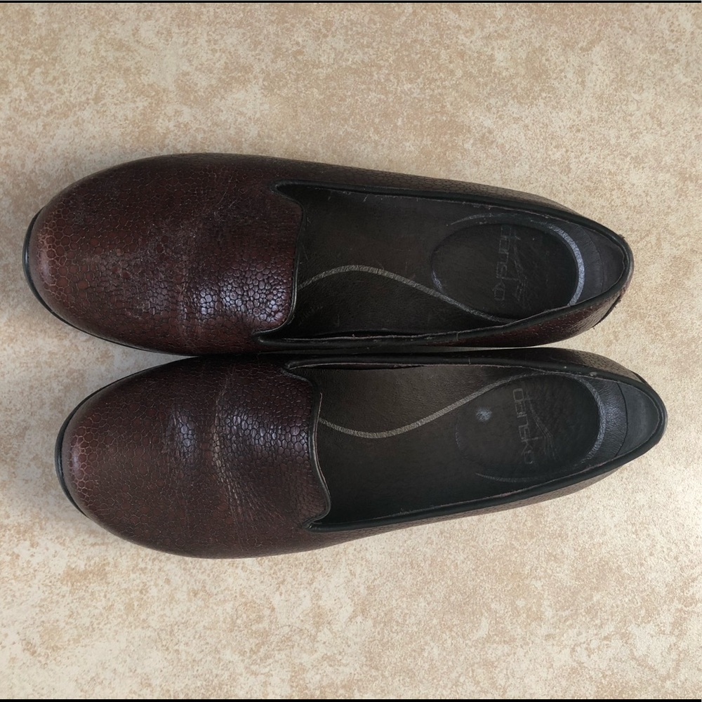 Dansko Olivia Brown Slip-on Clogs Size 36